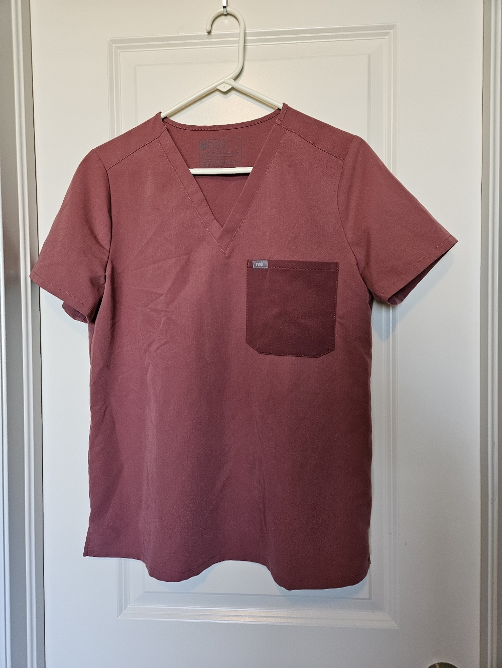 FIGS 2 Tone Scrub Top